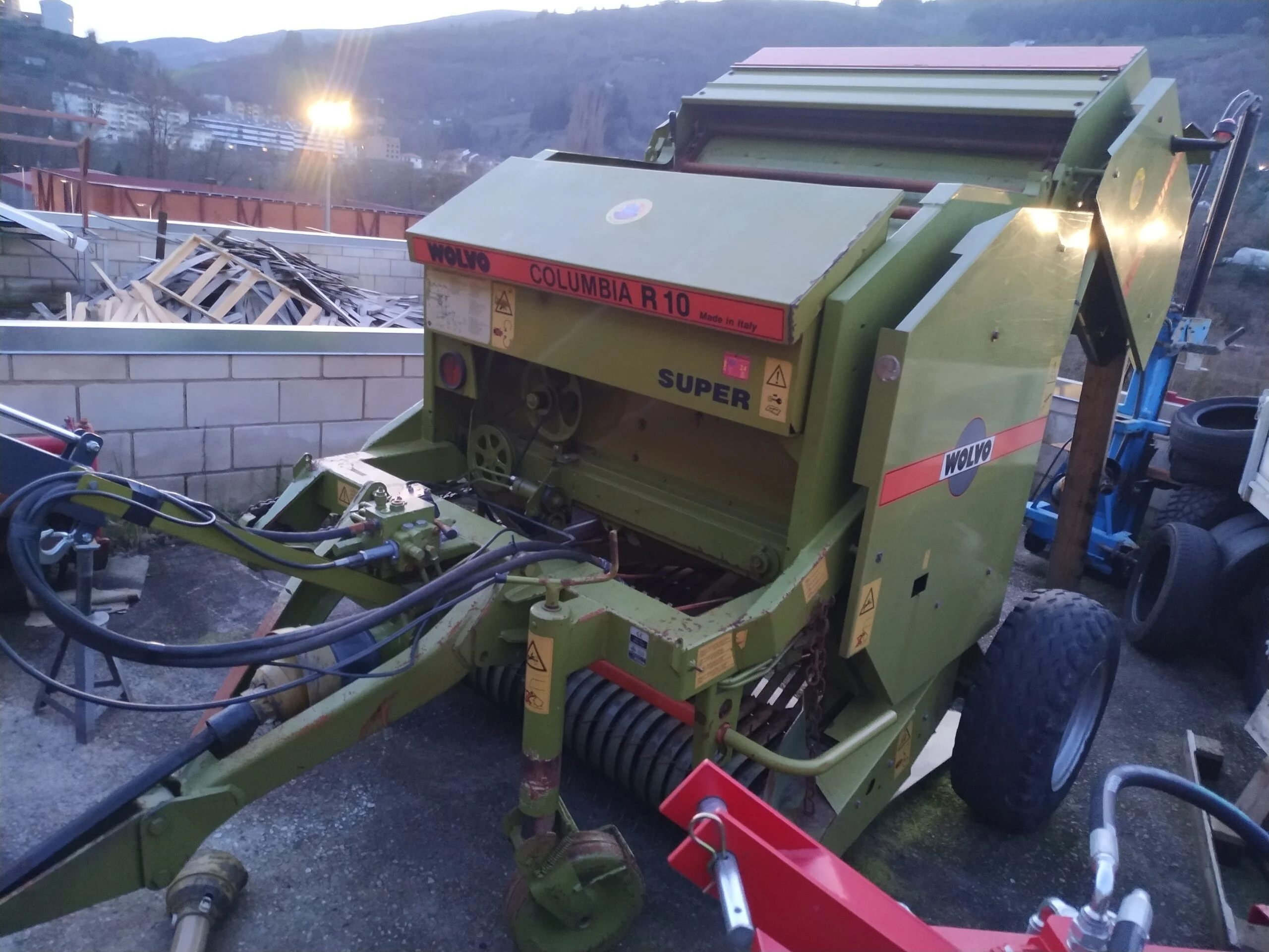 ROTOEMPACADORA-WOLVO120M-1