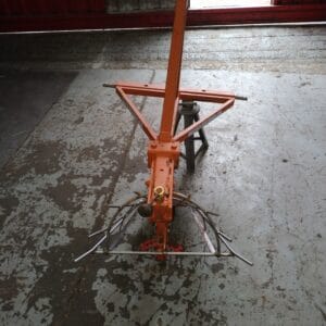 SACAPATAS-MANUAL-PARA-TRACTOR-4