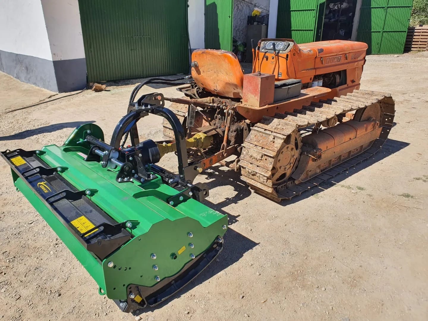 TRITURADORA-REFORZADA-ABENCAR-16-A-3-M-3