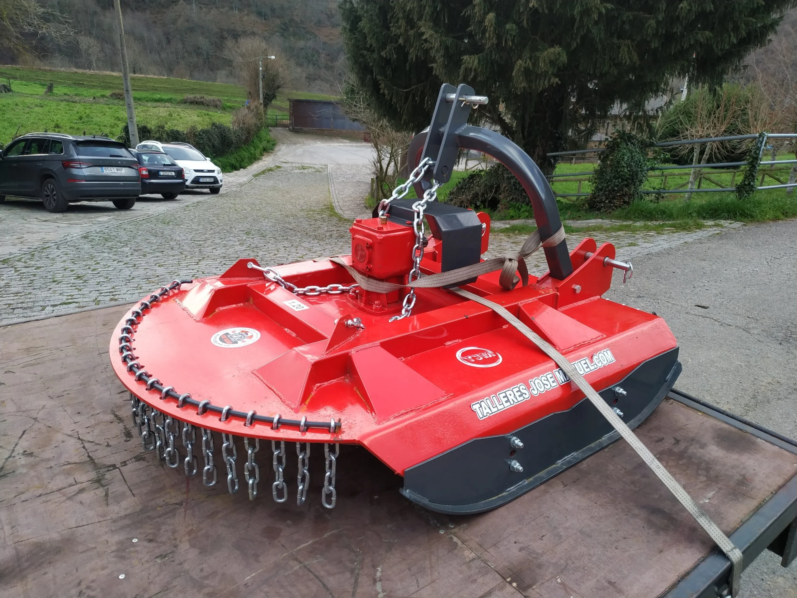 desbrozadora-reforzada-tjm-120m-5