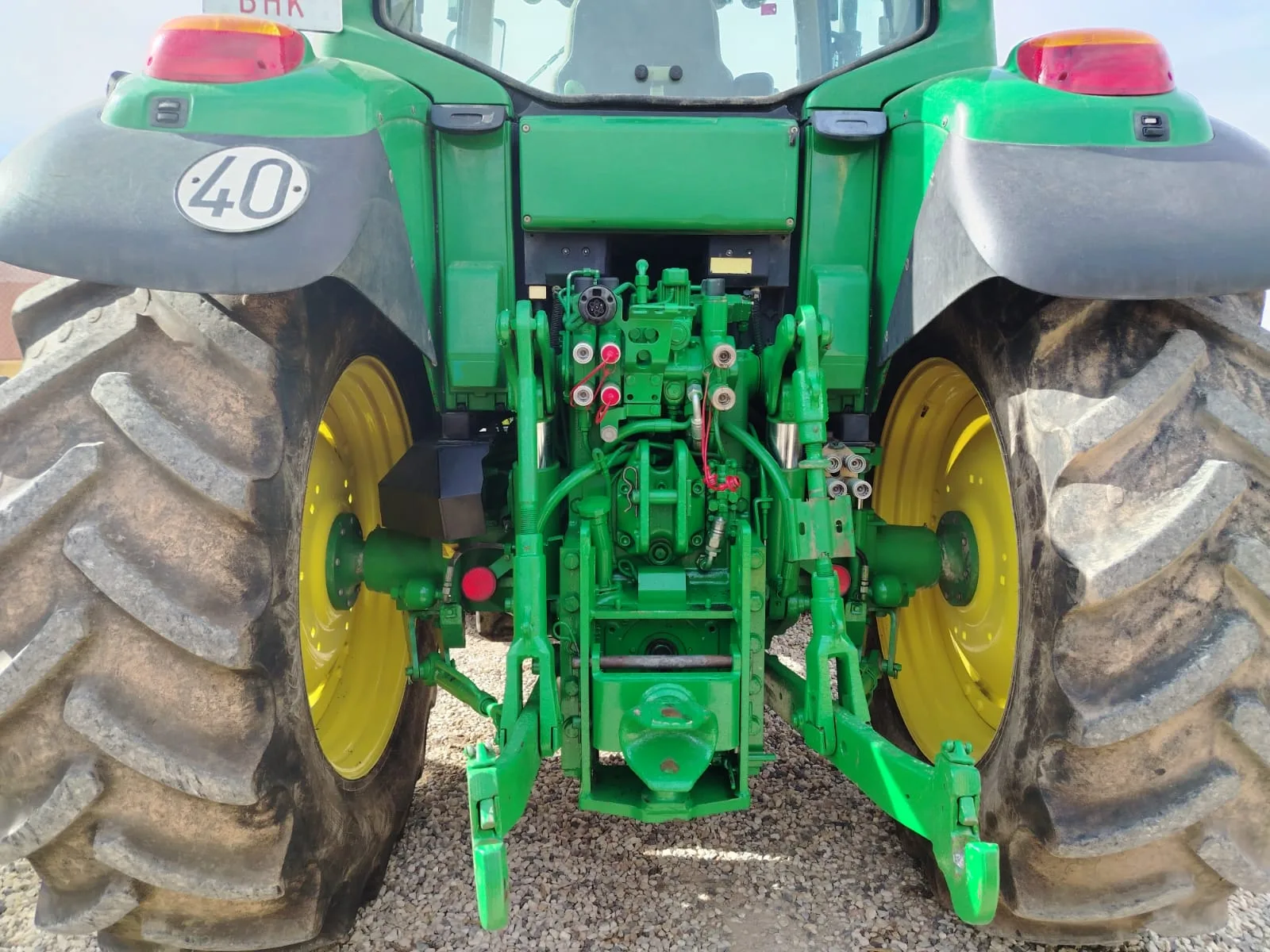 WhatsApp-Image-2026-02-03-at-15.12.20