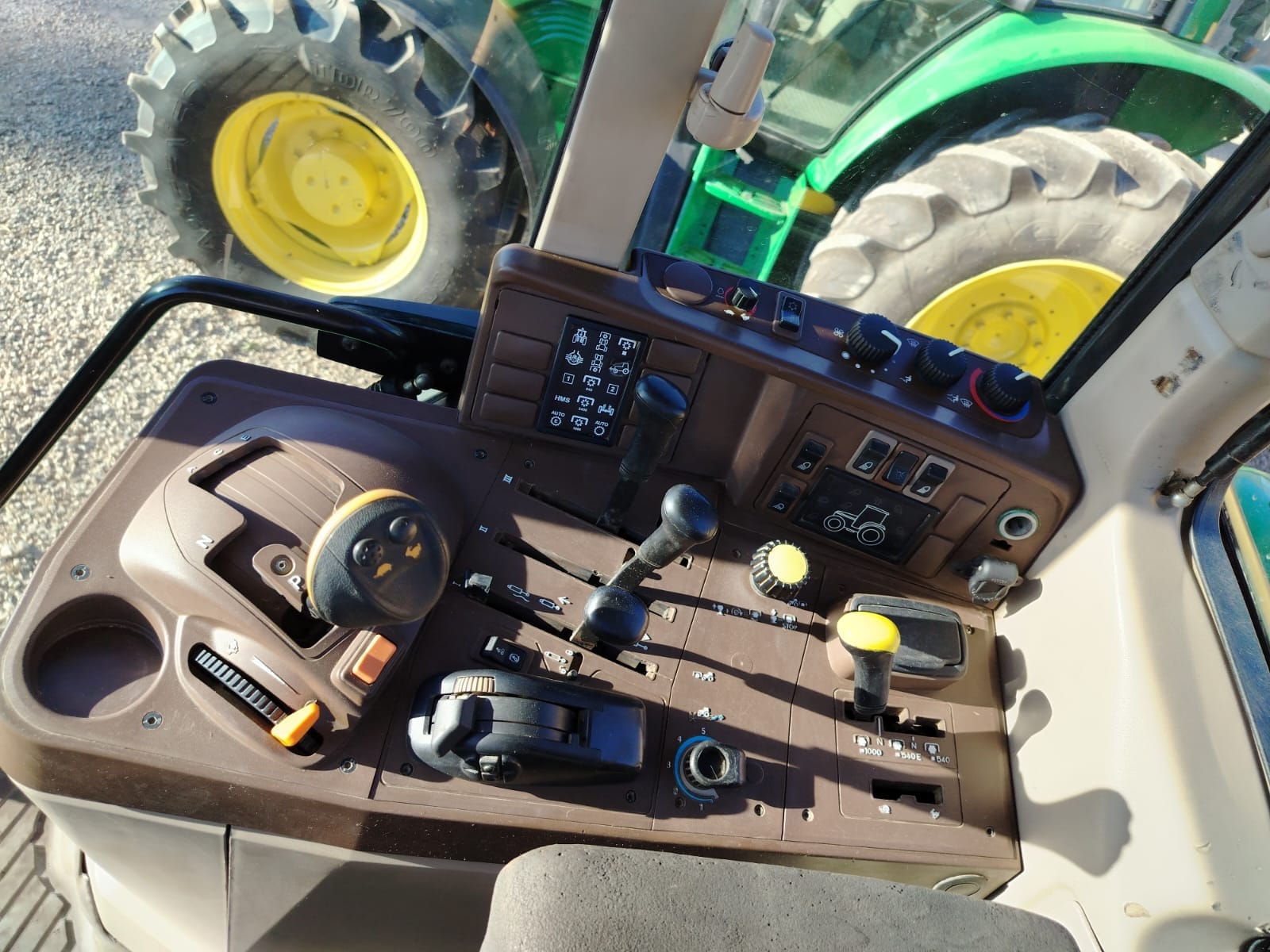 WhatsApp-Image-2026-02-24-at-12.01.00